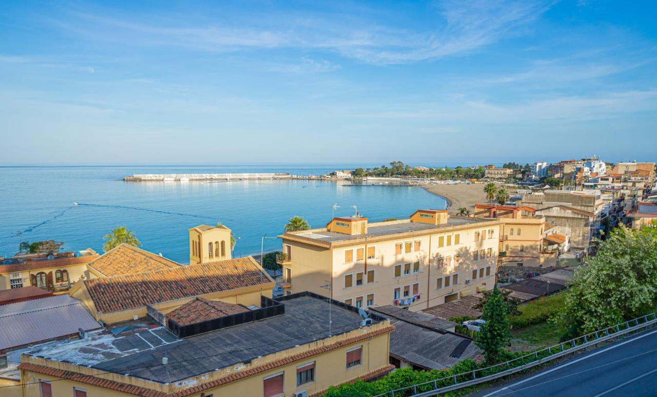 Vista Mare Apartments Giardini Naxos Exterior photo